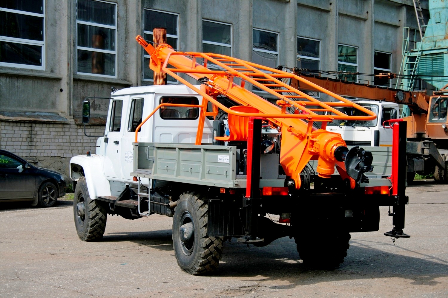 Бурильная установка БКМ ГАЗ-3308